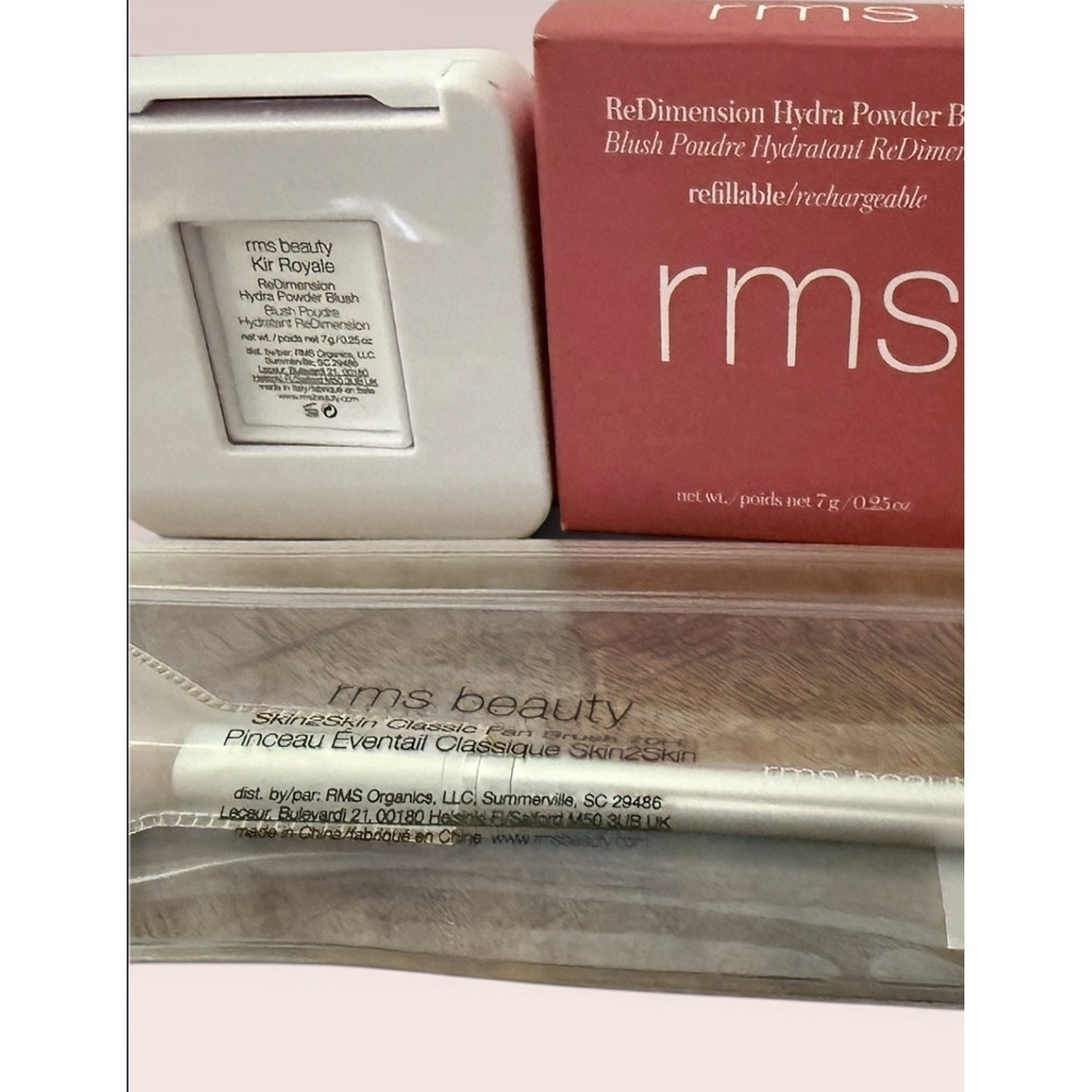 RMS Beauty Re-Dimension Hydra Powder Refillable Blush KIR ROYAL w/ Brush. NIB - Picture 3 of 3